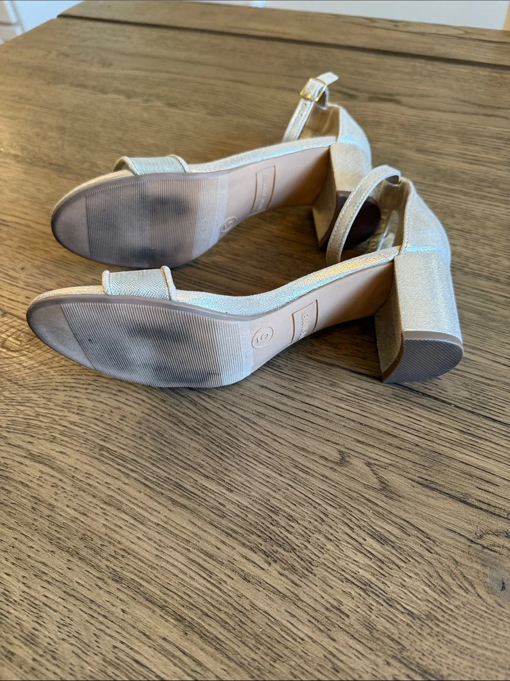 Steve Madden Open-Toe Block Heel Sandal Gold Mesh
